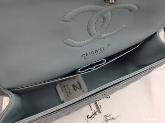 First Bag Ru BAG FLAP CHANEL 0605